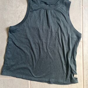 Vuori Women's Dark Gray Tank Top Energy